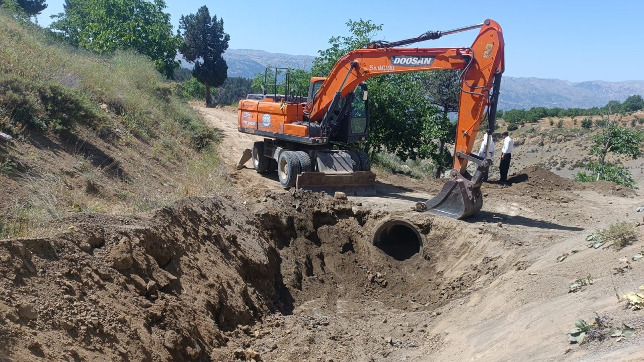 Başkan Akpınar: Mahallelerimizin yol standardını yükseltiyoruz