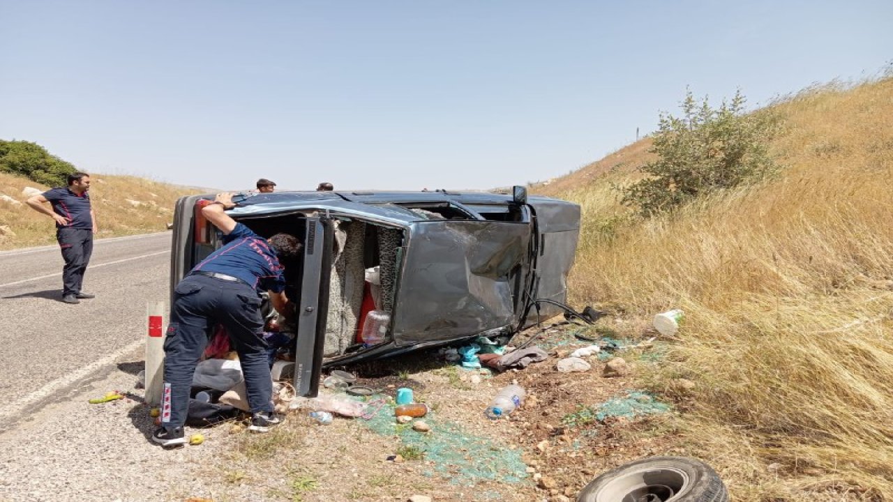 Kahramanmaraş'ın Nurhak ilçesinde otomobil takla attı: 2 yaralı