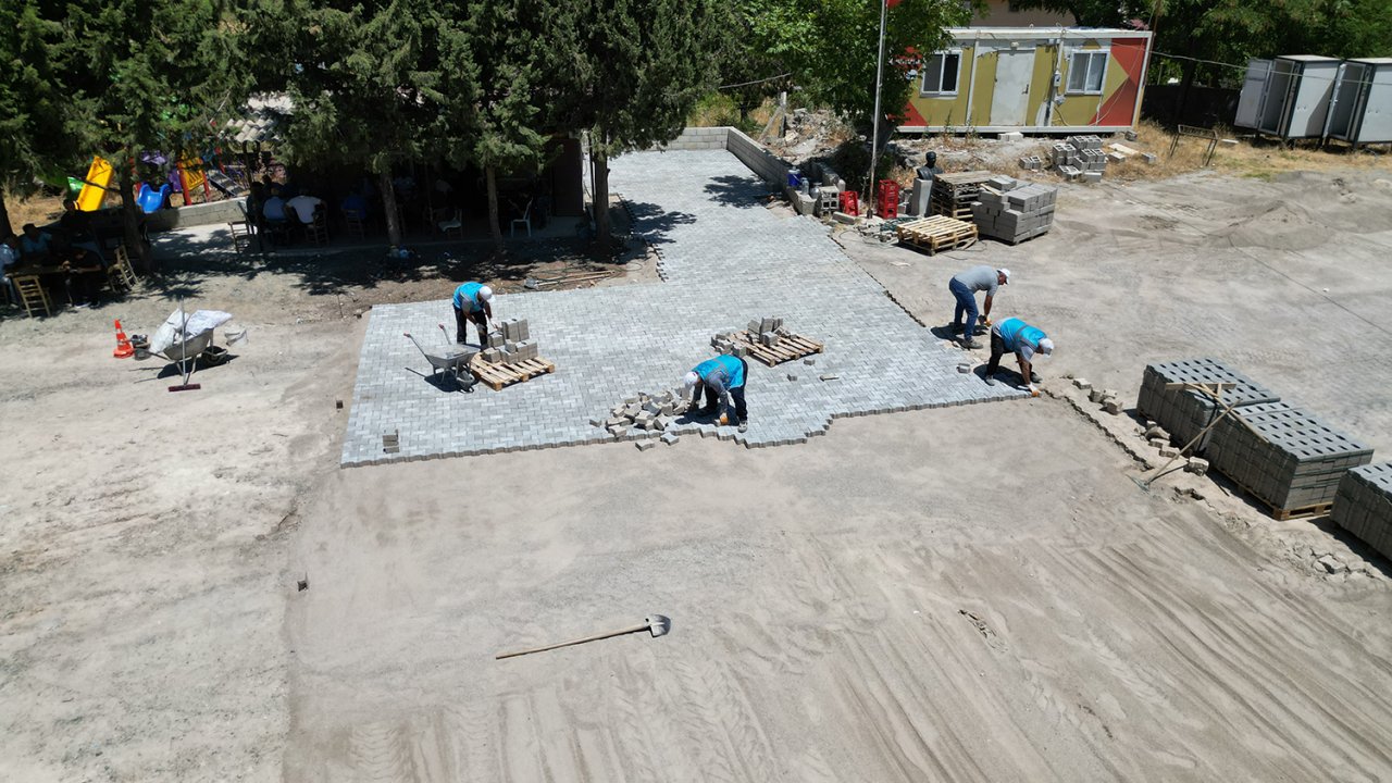 Dulkadiroğlu Belediyesi’nden Çokyaşar Mahallesi'nde kilit parke atağı