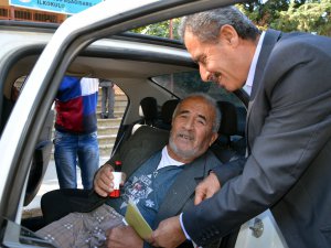 Oyunu Otomobilde Kullandı