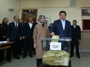 AK Parti Tek Başına İktidar