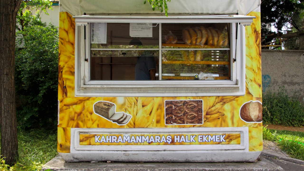 Kahramanmaraş’ta halk ekmek büfelerinde glütensiz unlu mamullerin satışı başladı