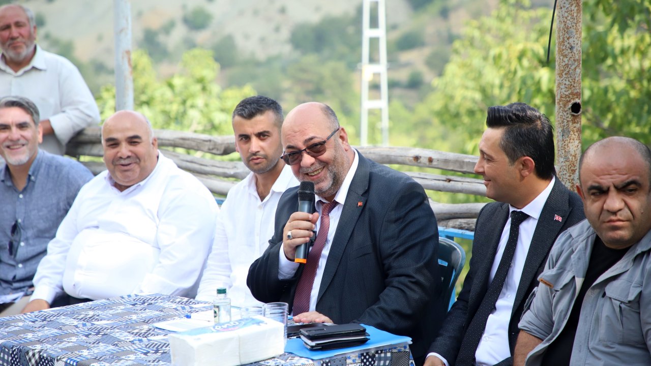 Başkan Akpınar: Vatandaşlarımızla istişare ediyor, sorunları yerinde çözüyoruz