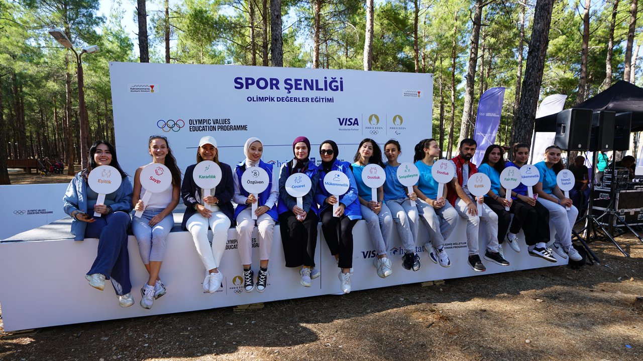 Kahramanmaraş’ta gençler hem spor yaptı hem doyasıya eğlendi