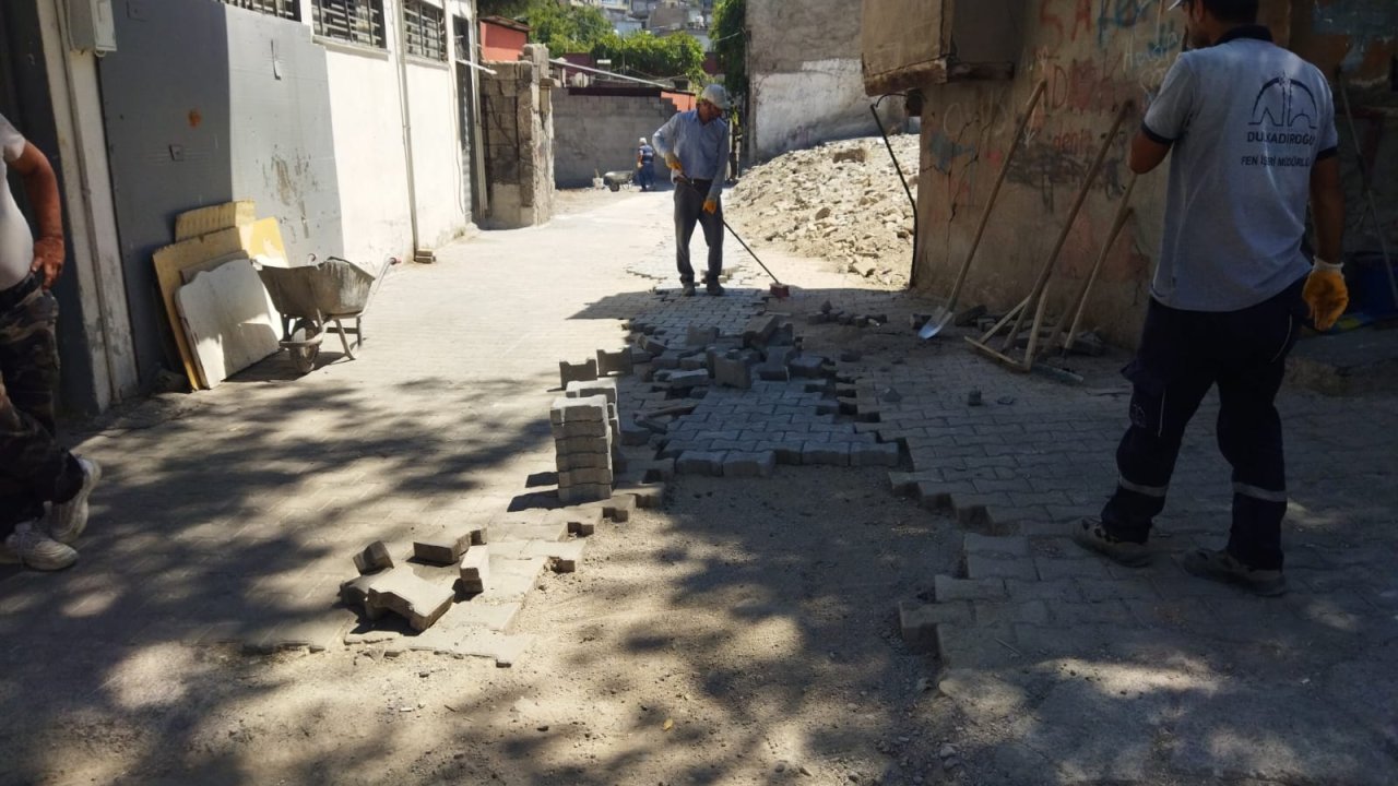 Dulkadiroğlu’nda Kayabaşı Mahallesi'nde çalışmalar tüm hızıyla devam ediyor
