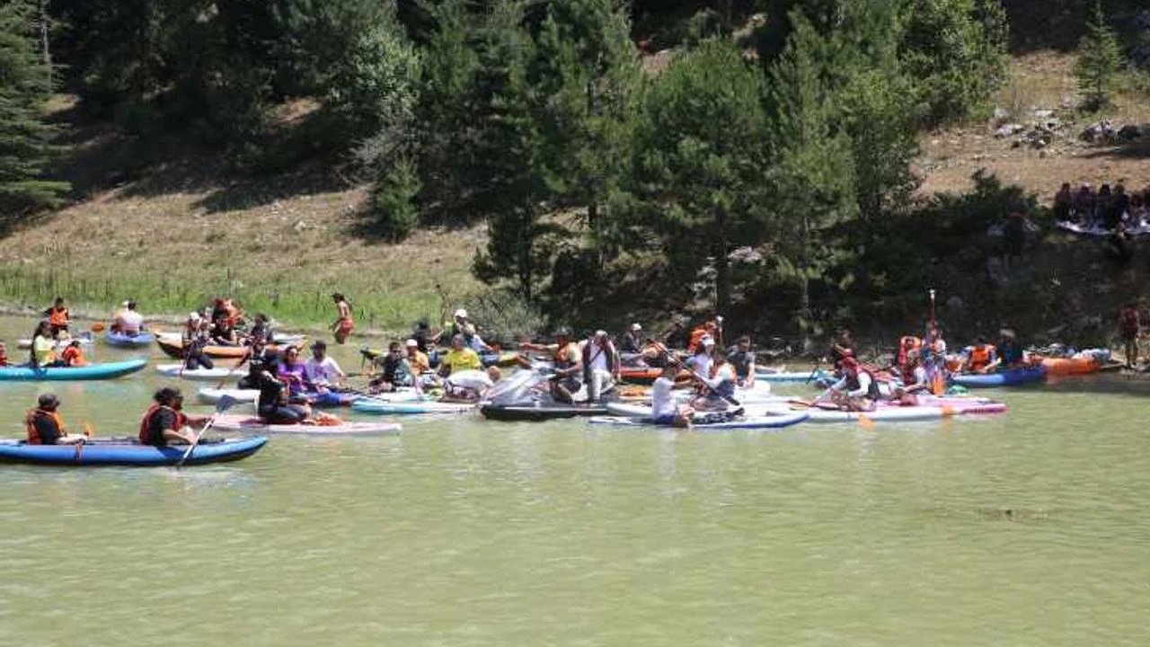 Kahramanmaraş'ta kano yarışı yapıldı