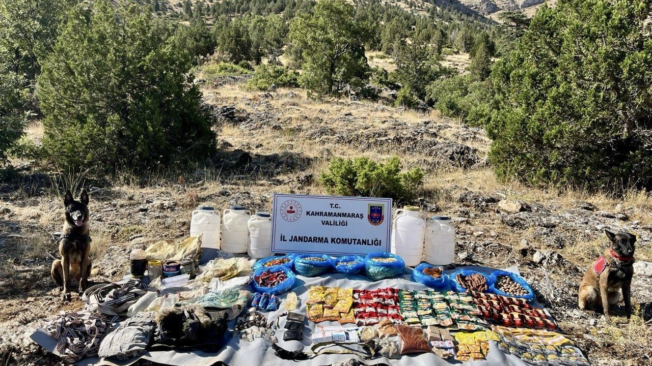 Kahramanmaraş'ta teröristlerin kullandığı depoda malzemeleri ele geçirildi