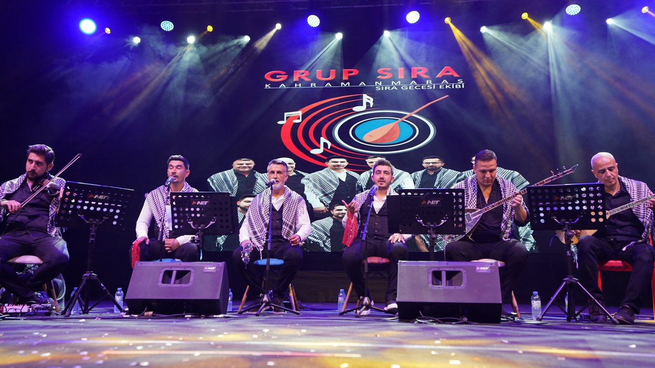 Kahramanmaraş'ta Ağustos Fuarı’nda müzik ziyafeti yaşandı