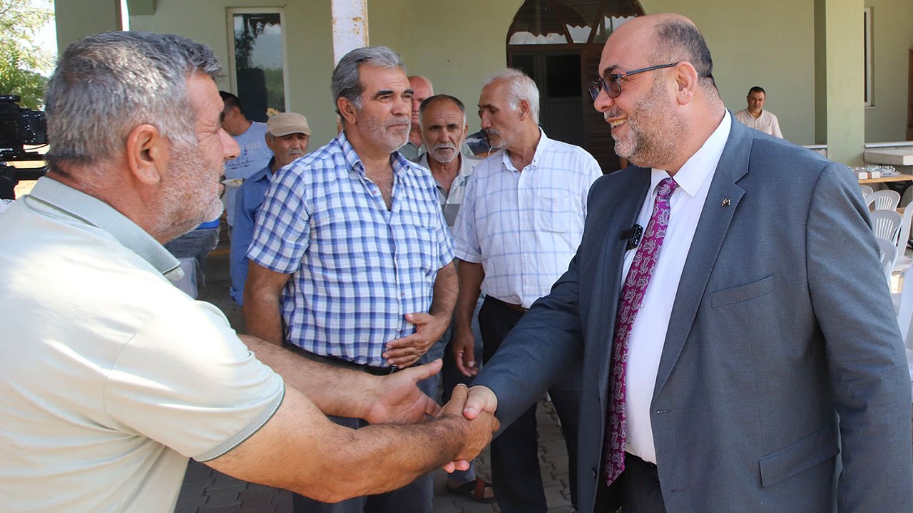 Başkan Akpınar, Eskinarlı Mahallesi'nde vatandaşlarla buluştu