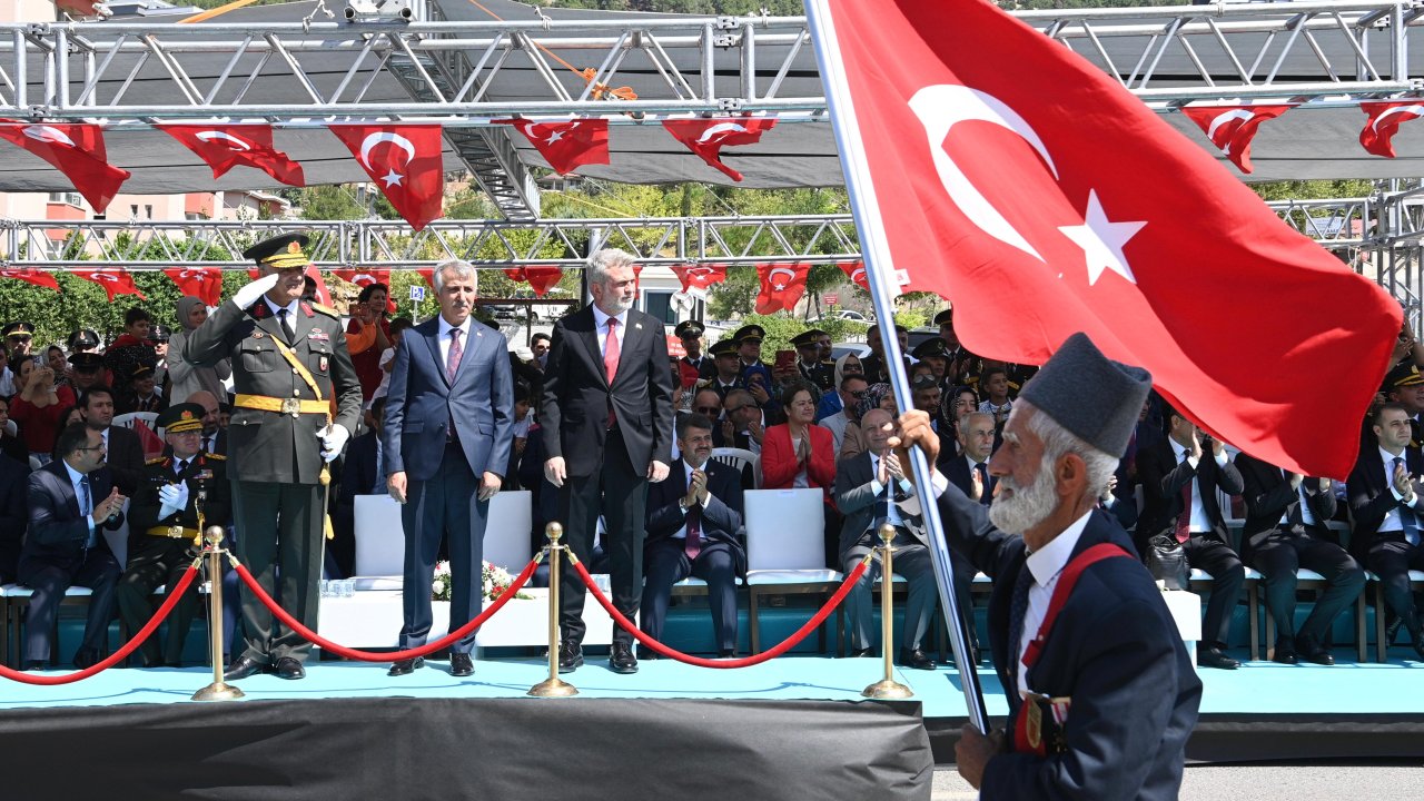 Kahramanmaraş'ta Zafer Bayramı’nın 102. yıl dönümü büyük bir coşkuyla kutlandı