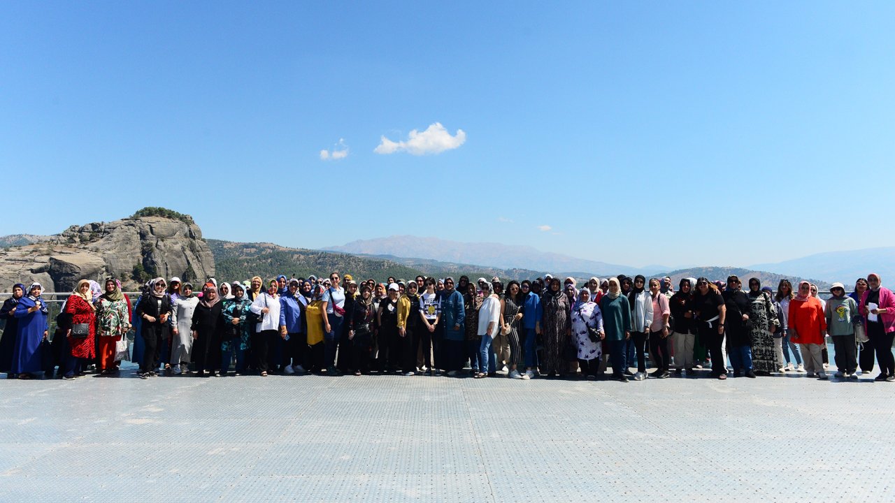 Kadınlarla Baş Başa Doğa Gezileri’nin yeni rotası Ali Kayası ve Başkonuş Yaylası oldu