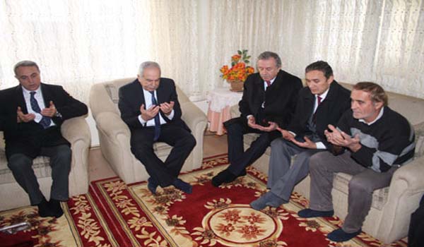 DEDEOĞLU, KOZLU ŞEHİTLERİNİN  CENAZE TÖRENİNE KATILDI