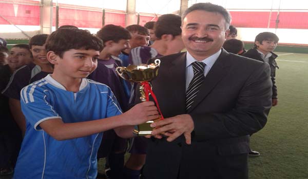 YILDIZ ERKEKLER FUTBOL TURNUVASI SONA ERDİ