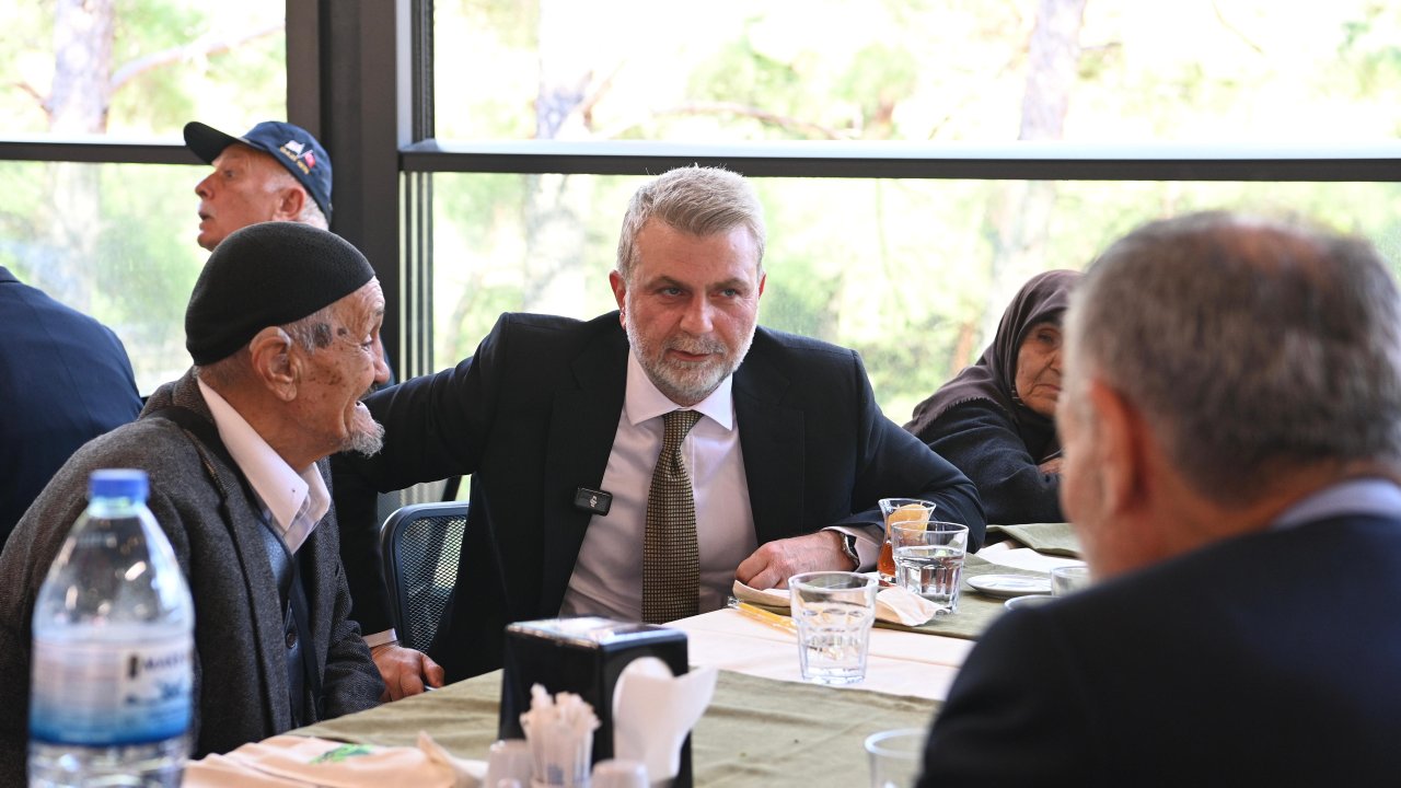 Başkan Görgel: Yaşlılarımızın günlük yaşamlarını çalışmalarımızla kolaylaştırma gayesindeyiz