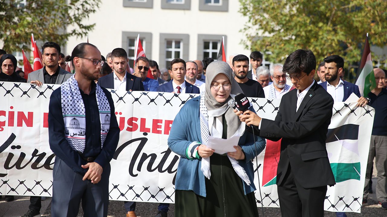 Kahramanmaraş'ta öğrenci topluluklarından Filistin'e destek açıklaması