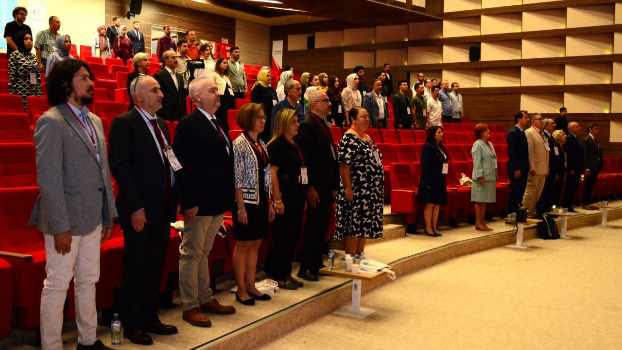 KSÜ’de “Afet Günlerinde Aile Hekimliği Sempozyumu” düzenlendi