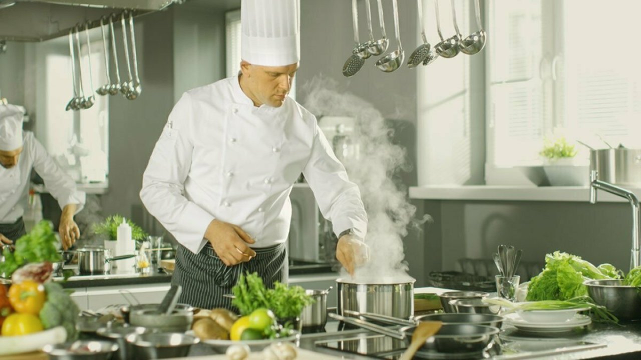 Rüyada Aşçı görmek ne anlama gelir?