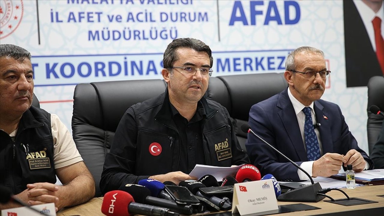 AFAD Başkanı Memiş, Malatya ve Sivas'taki depremlere ilişkin açıklama yaptı