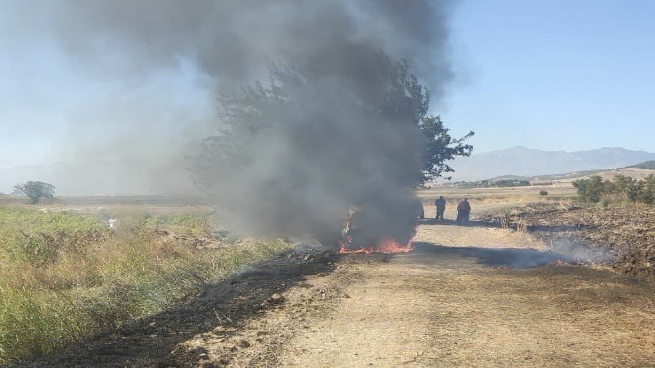 Kahramanmaraş’ta otomobil demir yığınına döndü