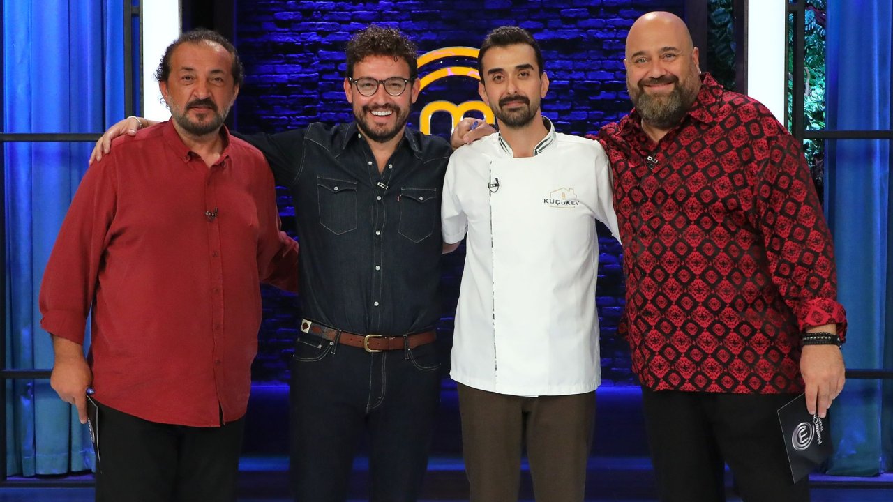 Kahramanmaraşlı usta Ali Çuhadar Türkiye'ye eli böründe öğretti