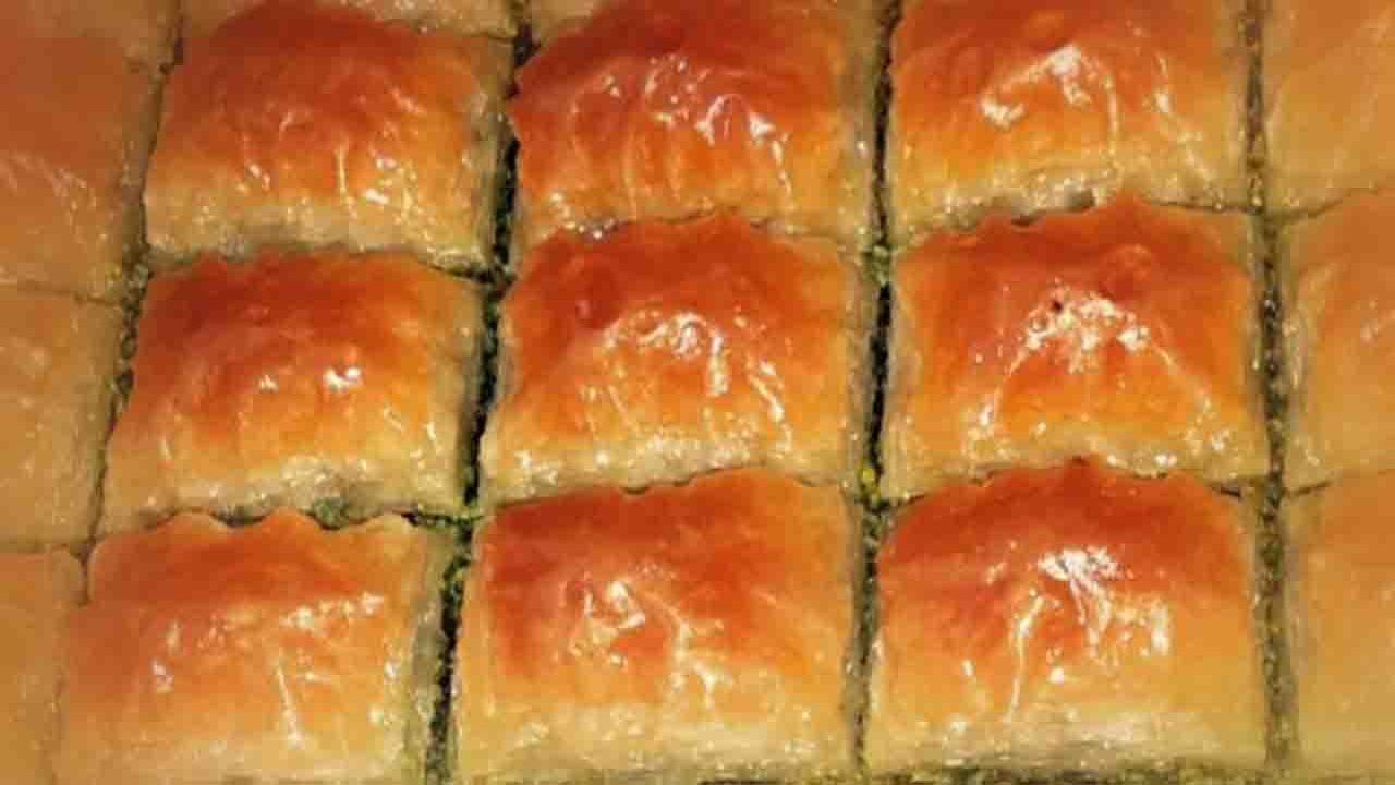 Rüyada Baklava görmek ne anlama gelir?