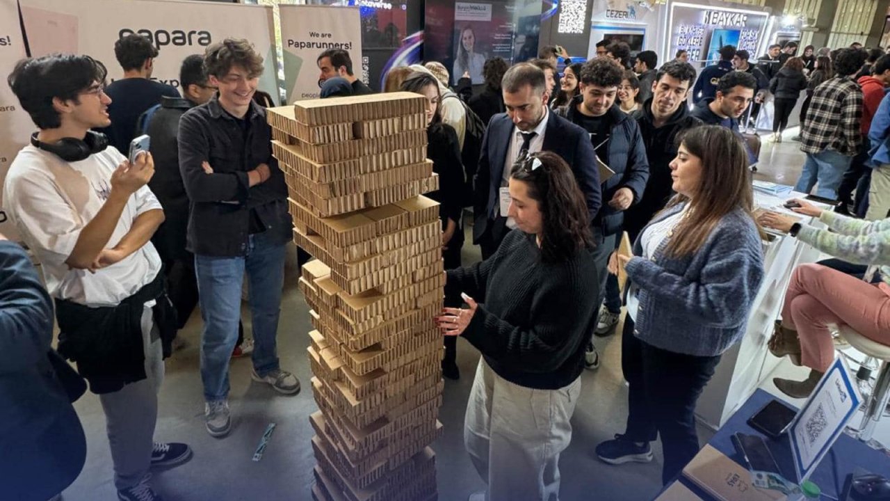 Kipaş Holding’den kariyer fuarlarına güçlü katılım