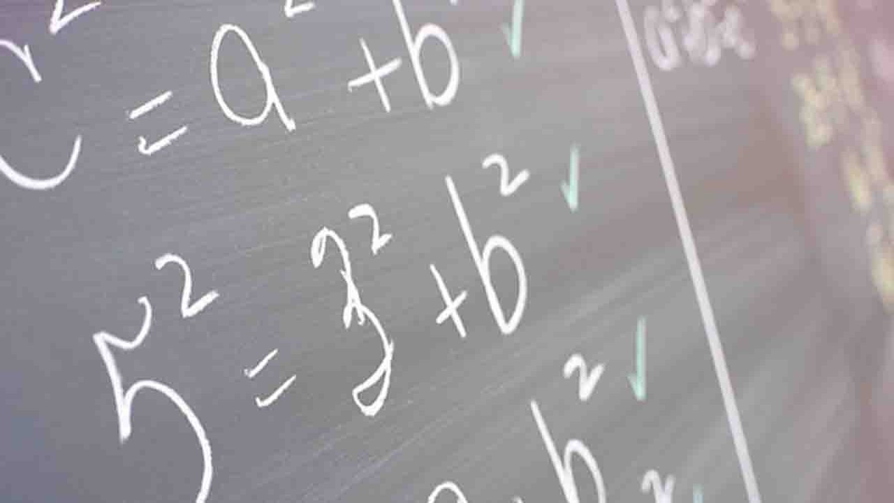 Rüyada Cebir (Denklem çözme) görmek ne anlama gelir?