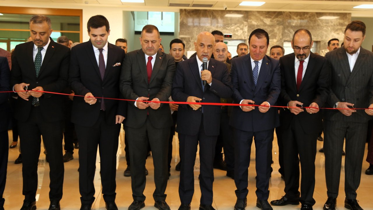 Kahramanmaraş’ın tarihi geçmişi KMTSO’da sergileniyor