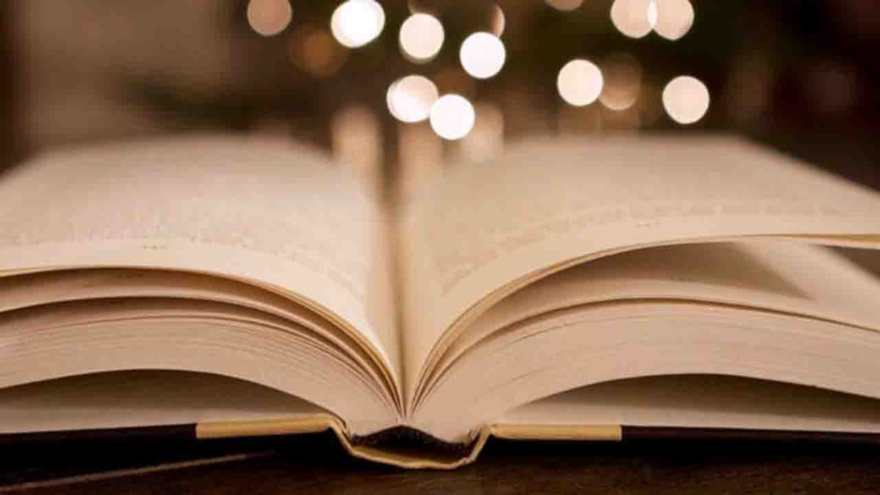 Rüyada Ciltlenmiş kitap görmek ne anlama gelir?