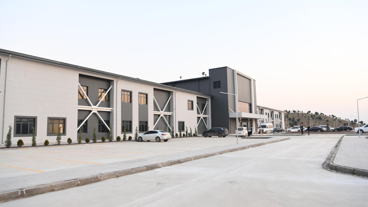 Türkoğlu Acil Durum Hastanesi’nde son hazırlıklar