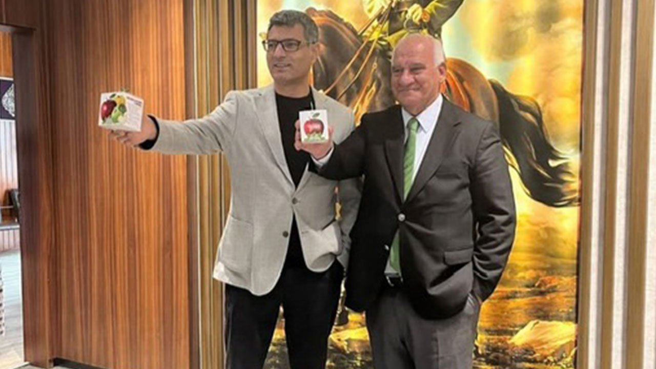 Şampiyon Yusuf Dikeç memleketi Kahramanmaraş'ın Göksun ilçesini ziyaret etti