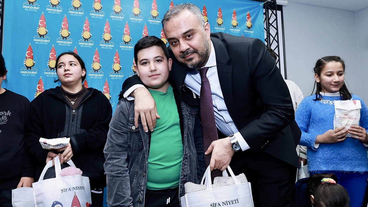 Başkan Toptaş’tan öğrencilere sıcak dokunuş