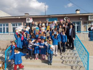 Andırınlılardan dev kültür hizmeti