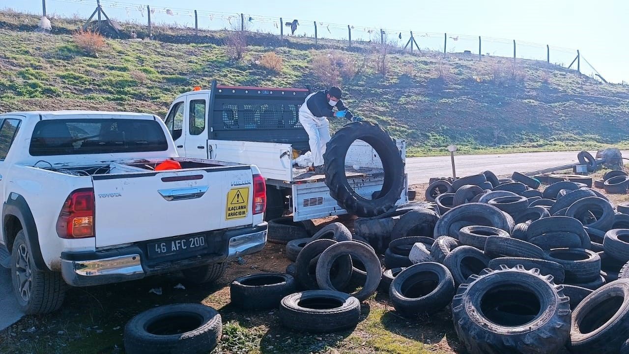 Kahramanmaraş'ta halk sağlığı için zararlılarla mücadele sürüyor