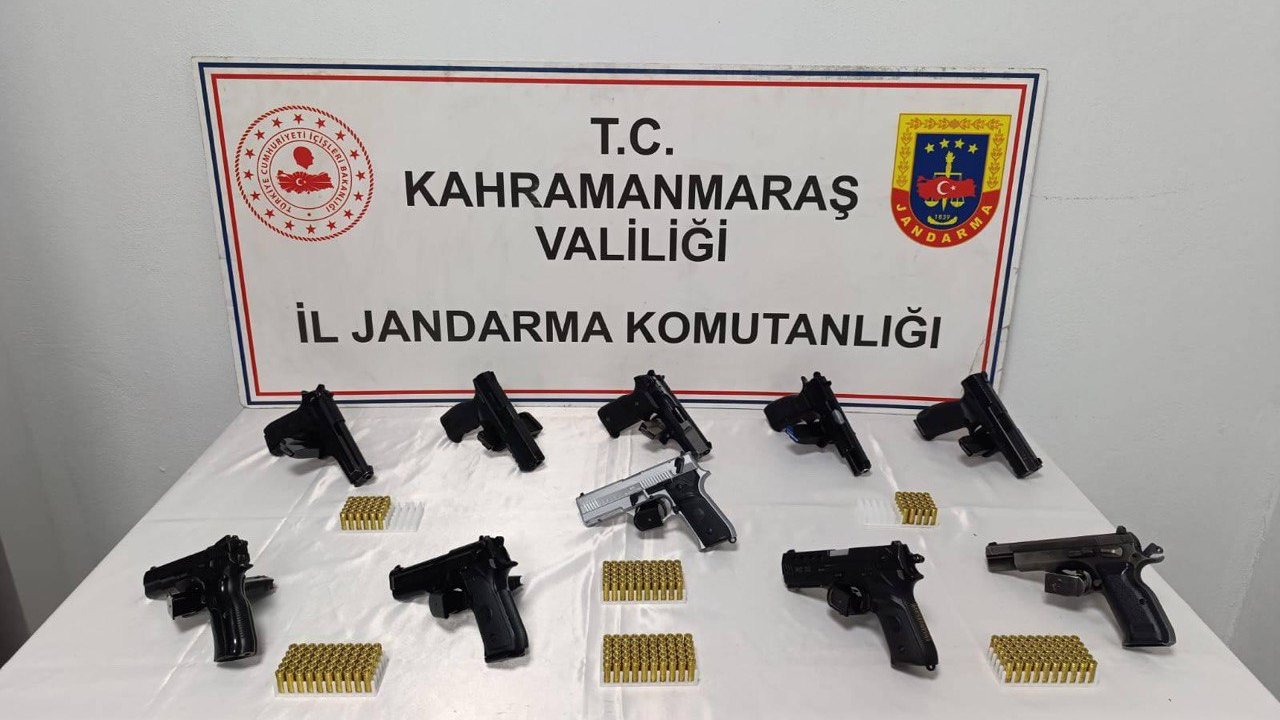 Kahramanmaraş'ta ruhsatsız silah operasyonu: 10 şüpheli gözaltında