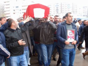 Şehit polis memurları memleketlerine uğurlandı