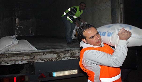 DENİZ FENERİ DERNEĞİ'NDEN SURİYE'YE YARDIM