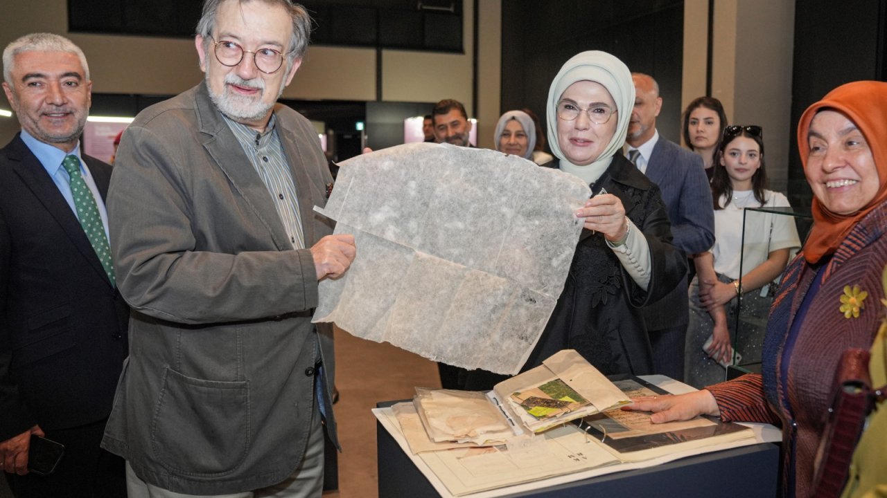Emine Erdoğan Saklı Kalanlar sergisinin açılışını yaptı