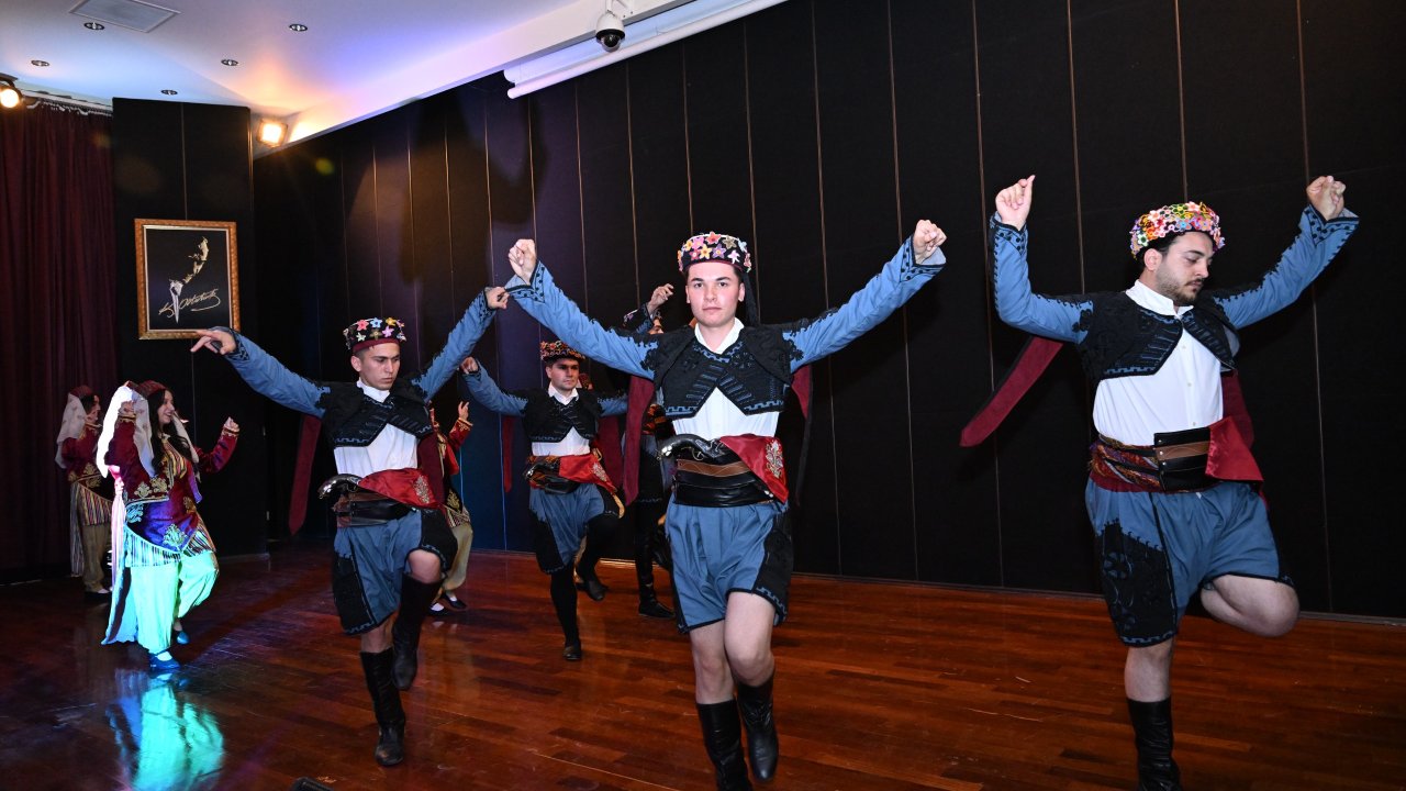 KSÜ’de ‘Dünya Dans Günü’ Coşkuyla Kutlandı