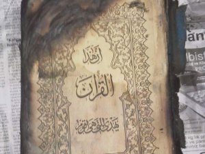 Bir tek Kuran-ı Kerim yanmadı!