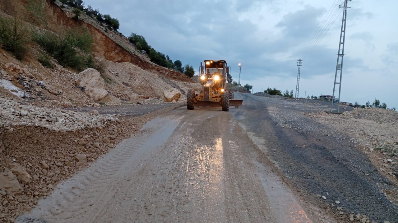 Kahramanmaraş'ta Sağnak Yağış Sonrası Hizmet Seferberliği
