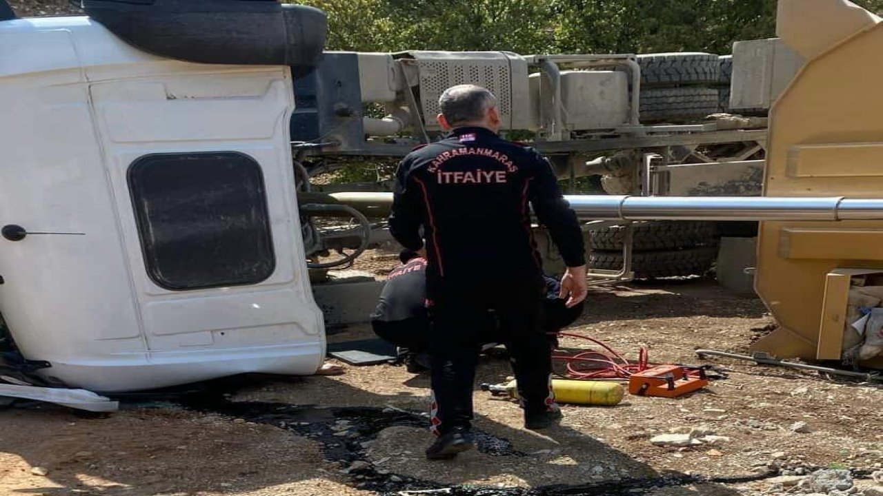 Kahramanmaraş'ta Feci Kaza Kamyon Sürücüsü Hayatını Kaybetti