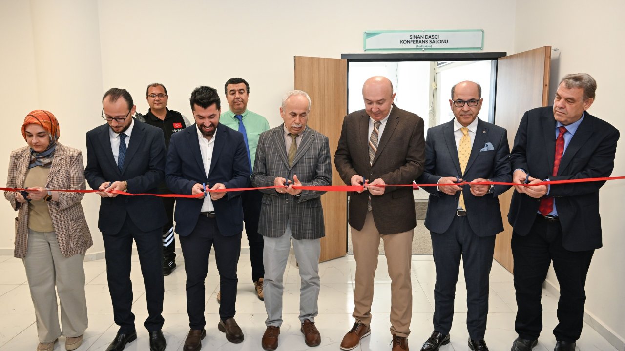 KSÜ’de Eğitime Değerli Bir Katkı Sinan Daşçı Konferans Salonu Açıldı
