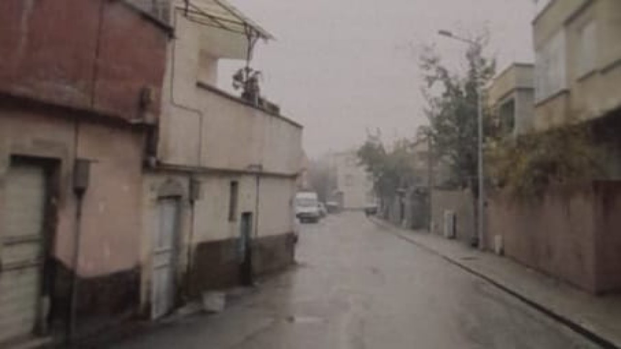 Hilmi Efendi Caddesi Adını Nereden Almıştır?