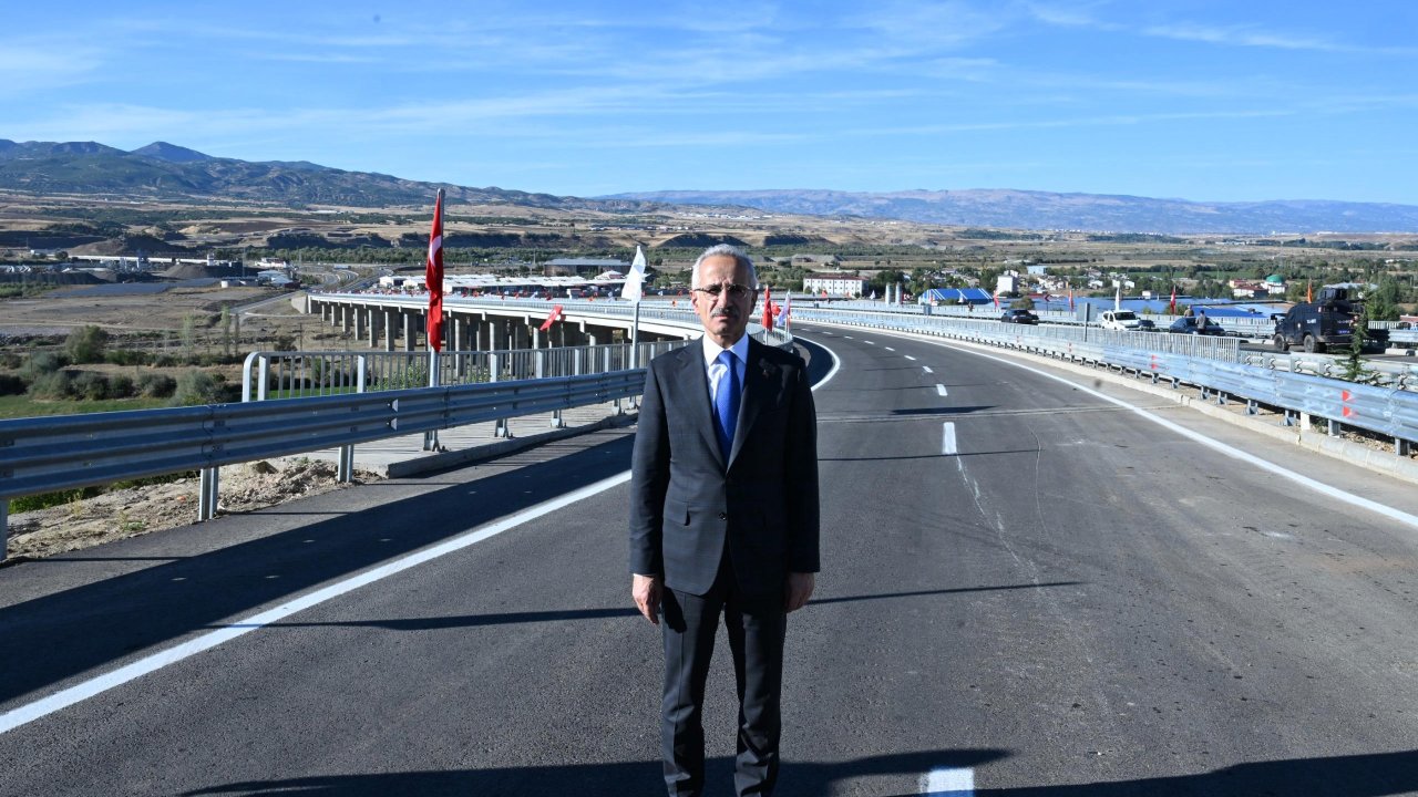 Bakan uraloğlu Motokuryeler İlk Defa Kayıt Altına Alınıyor