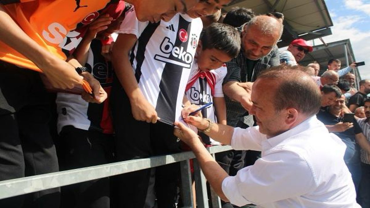 Şifo Hayranları İle Buluştu