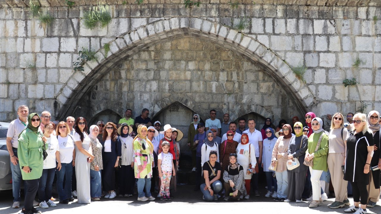 Süleymanlı’da Tarih Yeniden Canlandı: Öğretmenler Kültür Yolculuğuna Çıktı