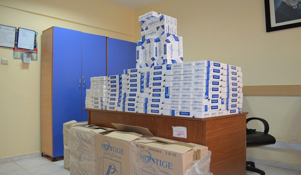 KAÇAK ALTIN VE SİGARALAR POLİS UYGULAMASINA TAKILDI