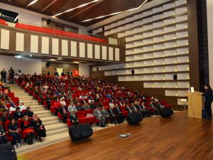 KSÜ'de AIDS bilgilendirme konferansı