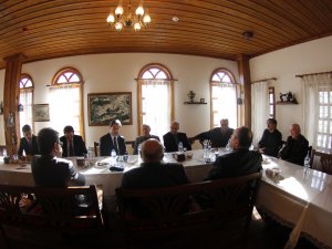 Büyükşehir şairlerle bir araya geldi